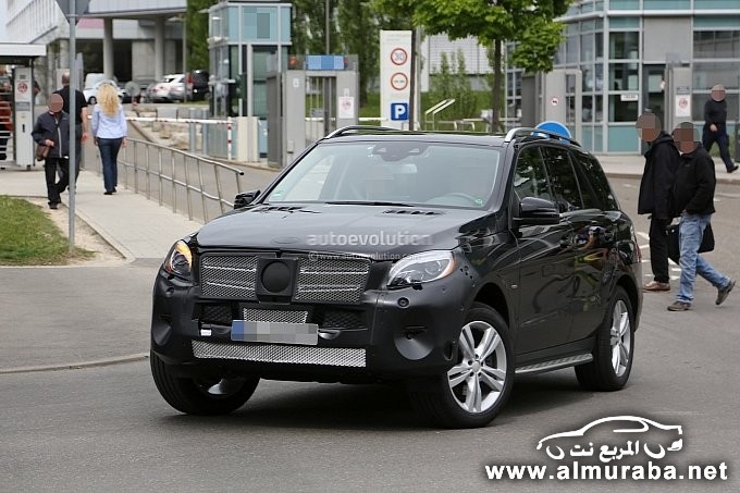 2015-mercedes-benz-m-class-facelift-w166-uncovers-more-skin-photo-gallery-medium_2