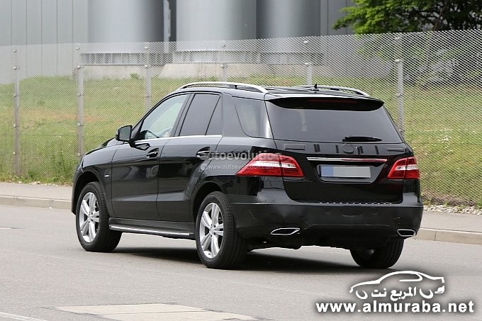 2015-mercedes-benz-m-class-facelift-w166-uncovers-more-skin-photo-gallery-medium_5