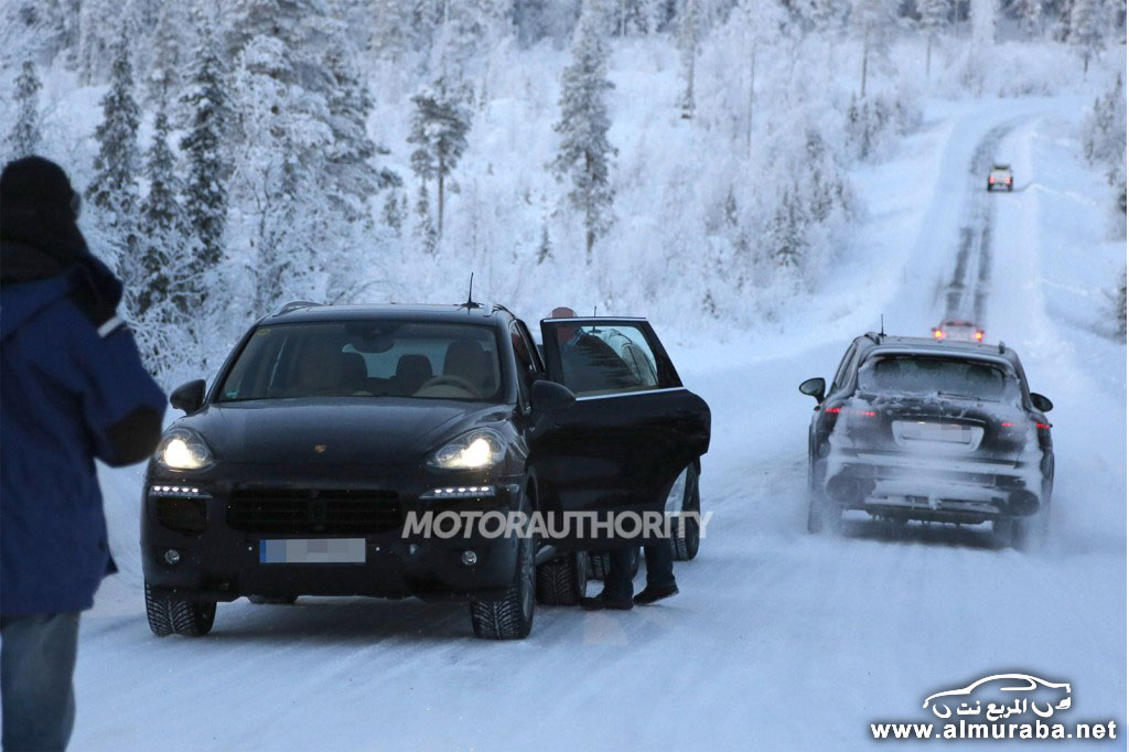 2015-porsche-cayenne-facelift-spy-shots_100454467_l