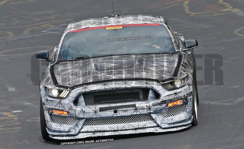 2016-ford-mustang-shelby-gt350-spy-photo-photo-615751-s-787x481