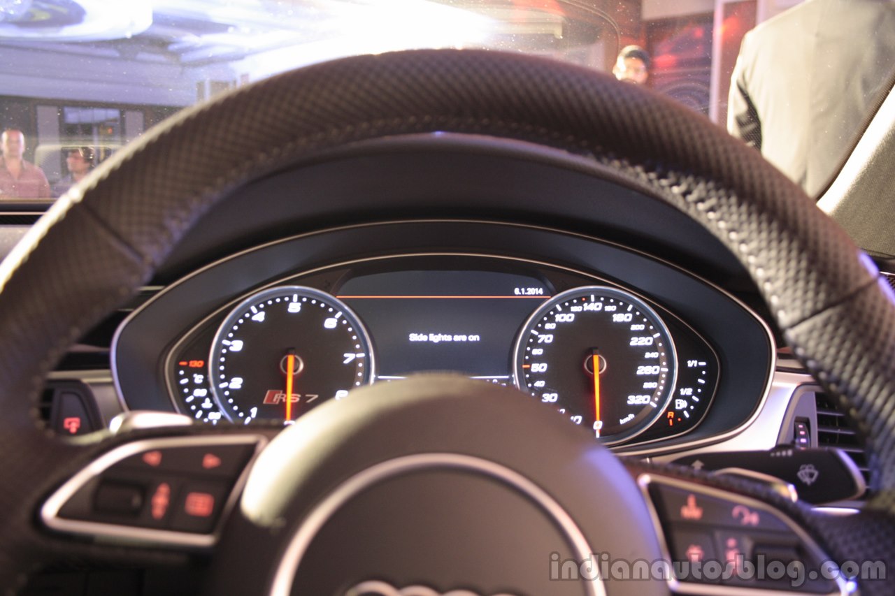 Audi-RS-7-India-Launch-images-speedo
