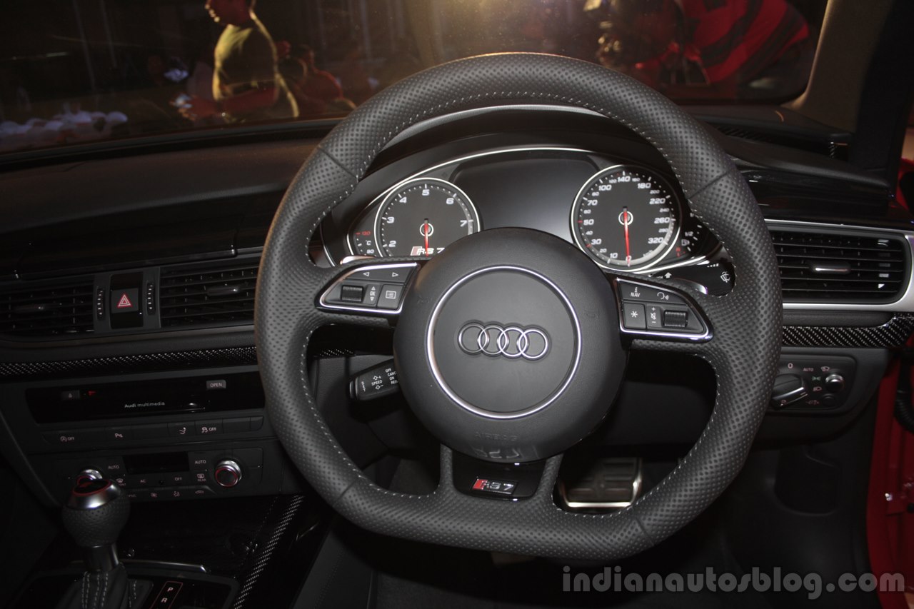Audi-RS-7-India-Launch-images-steering-wheel-2