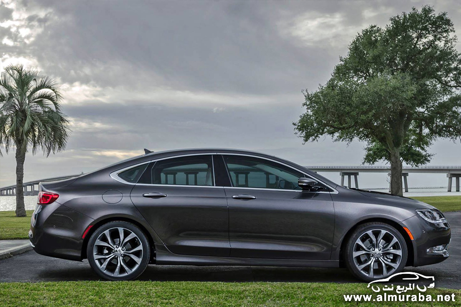 Chrysler-200-New-02[7]