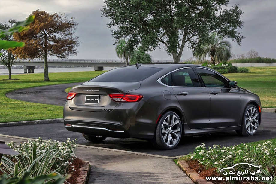 Chrysler-200-New-2[7]