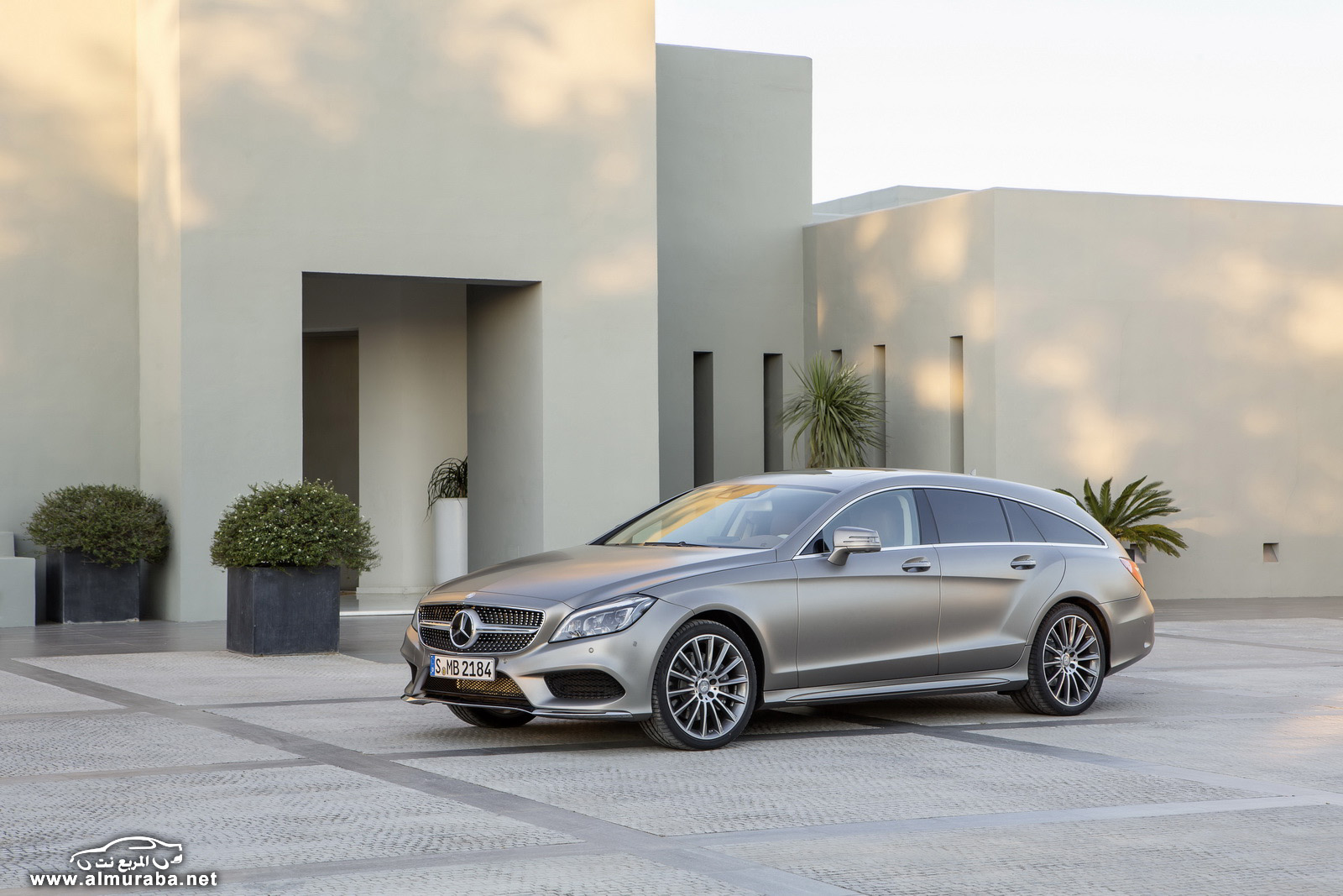مرسيدس تغير مصابيح الفئة سي ال اس 2015 الجديدة Mercedes-Benz CLS Mercedes-Benz-CLS-FL-4