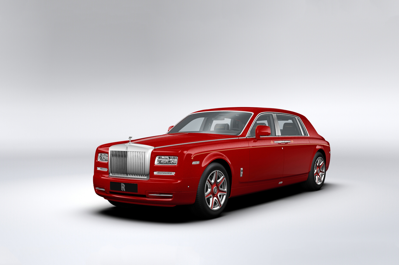 Rolls-Royce-Phantom-EWB-Louis-XIII-Hotel-Macau-1