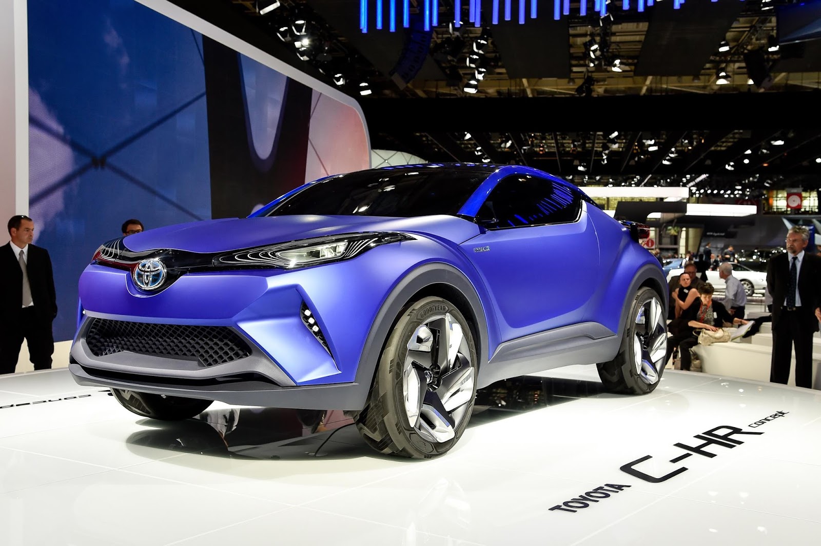 Toyota-C-HR-Concept-Paris-7