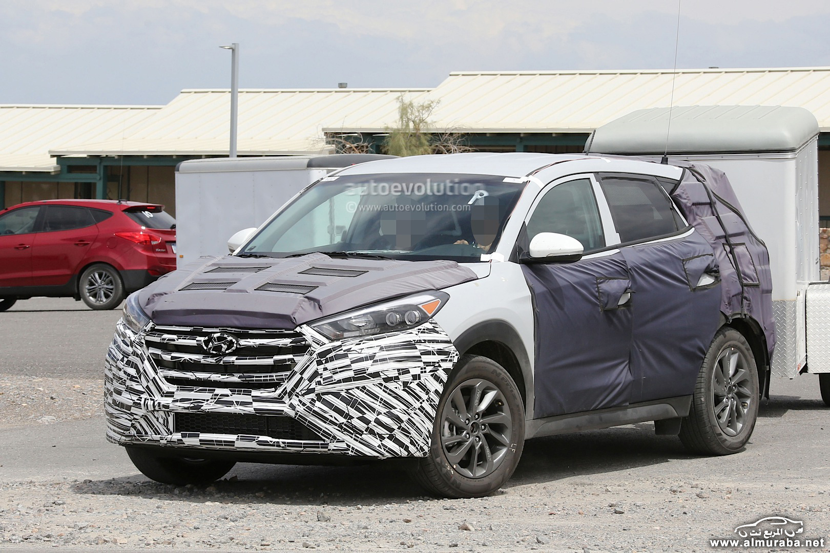 all-new-2016-hyundai-tucson-spied-with-less-camouflage-in-america-photo-gallery_5