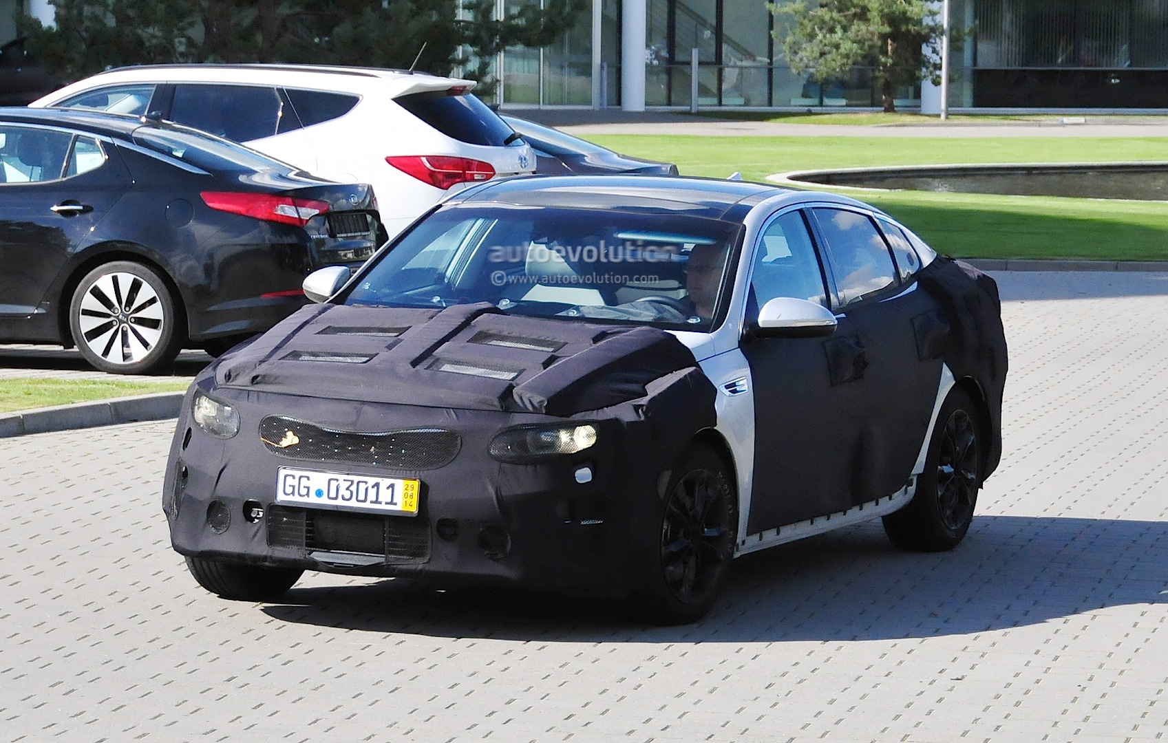 all-new-2016-kia-optima-spied-for-the-first-time-including-the-interior_2