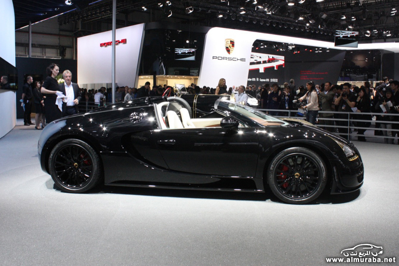 بوجاتي جراند سبورت فيتيس بلاك bugatti-veyron-legends-black-bess-beijing-03-1.jpg