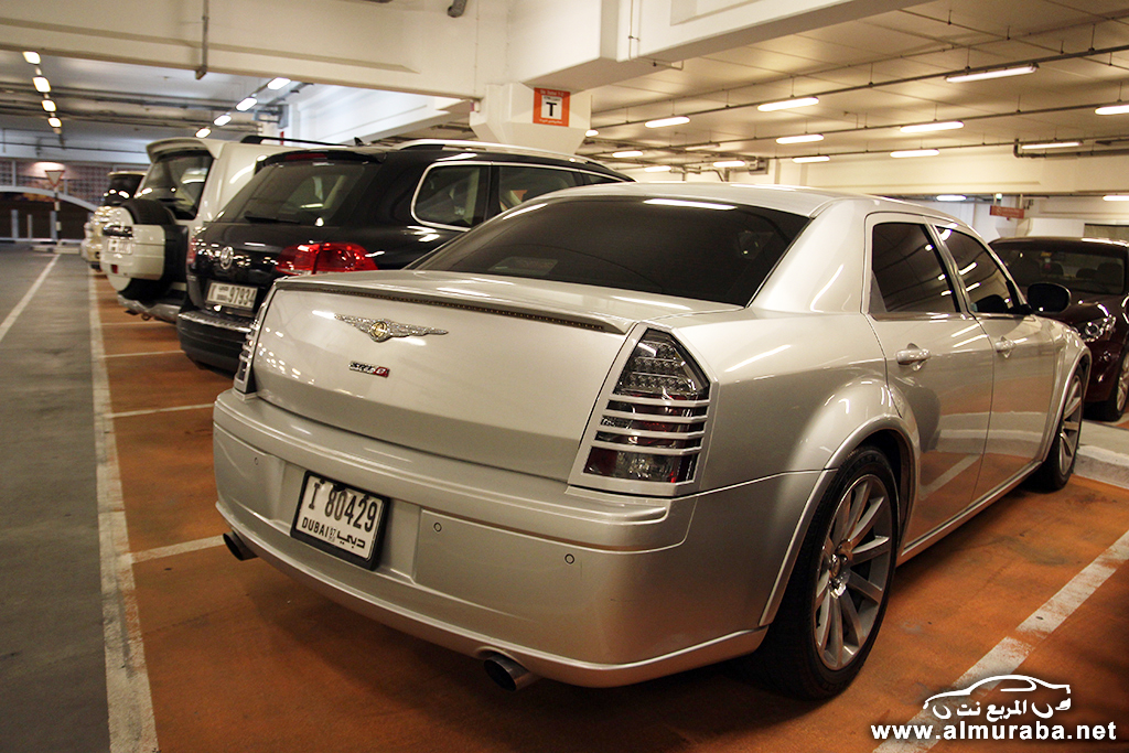 chrysler-300c-srt-8-c983714032013160024_3