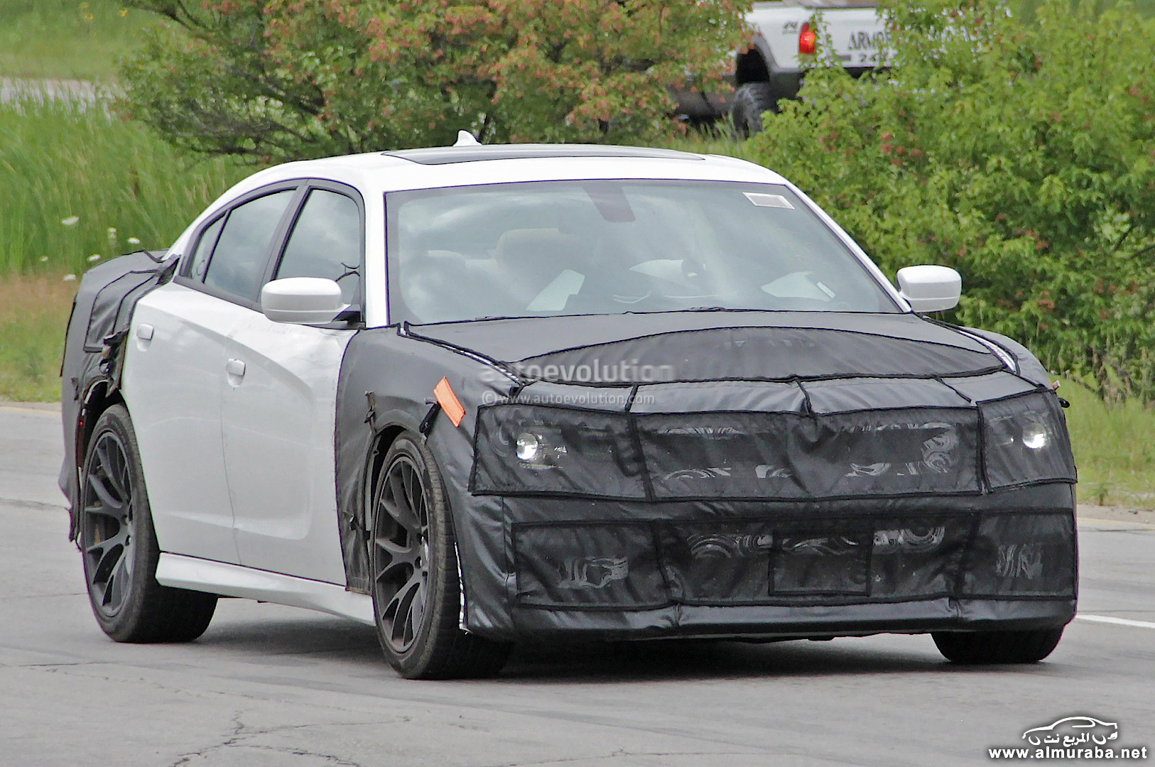 dodge-charger-srt-hellcat-is-almost-ready-for-production-photo-gallery_7