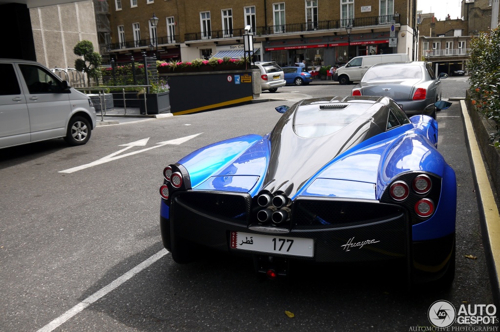 pagani-huayra-c364218072013010428_2