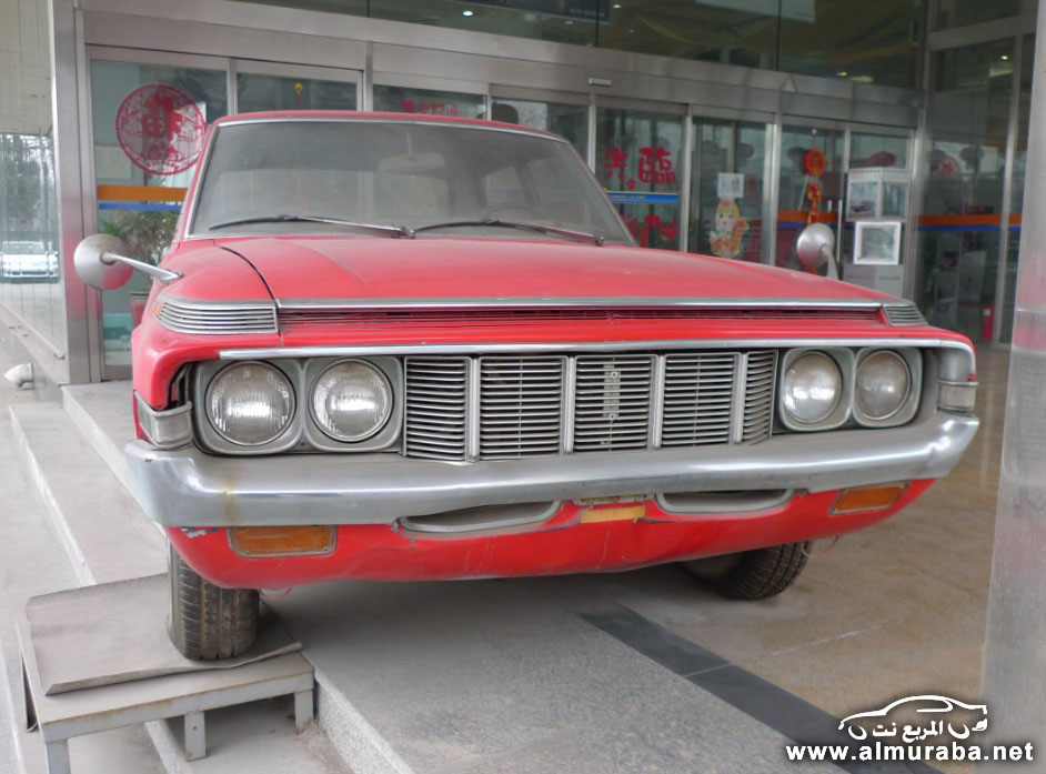 toyota-crown-china-red-7
