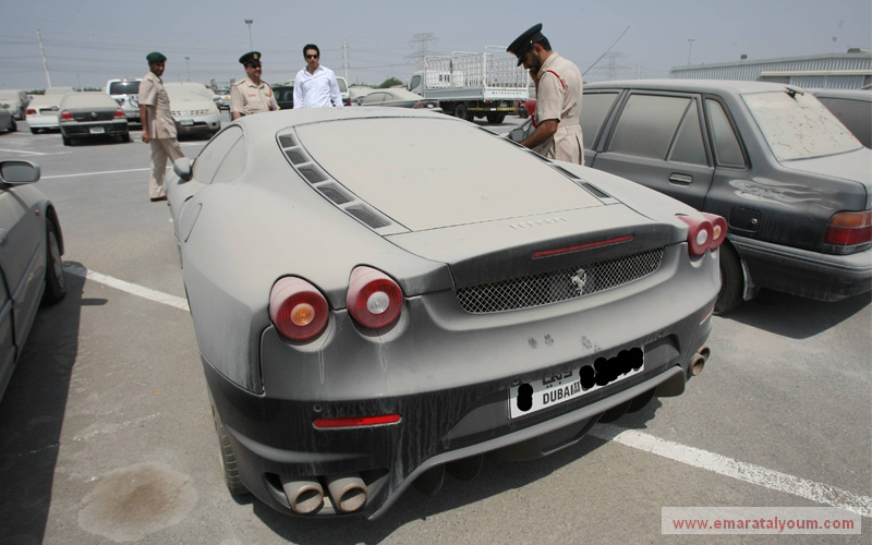 سيارات فخمة في حجز مرور دبي 18