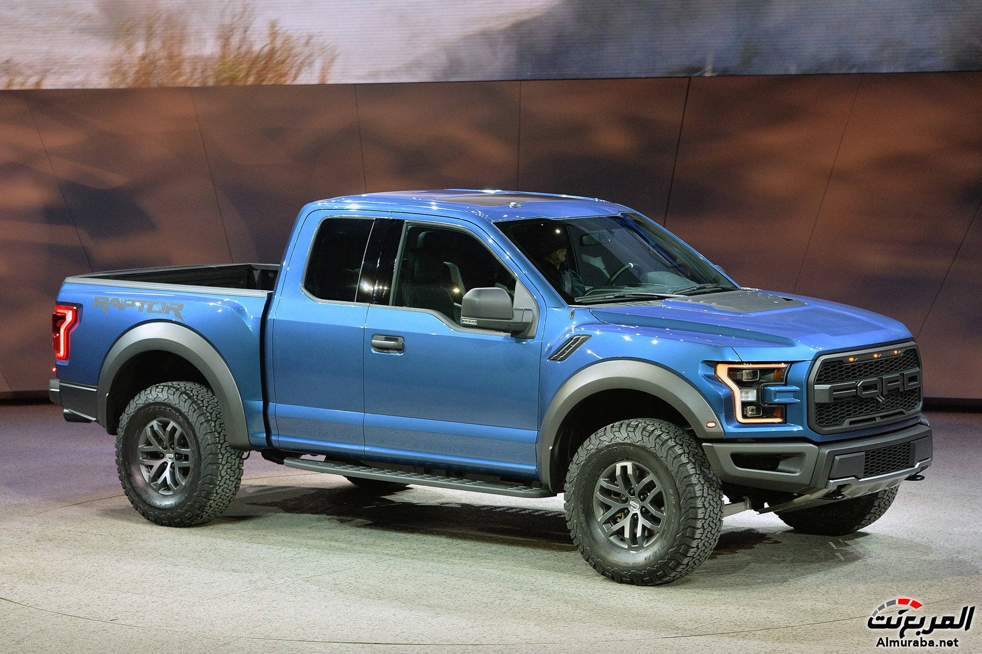 05-2017-ford-f150-raptor-detroit-1