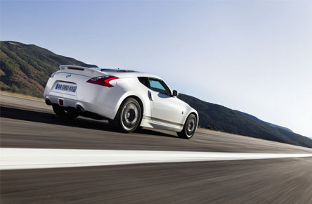 نيسان زد 370Z ستكشف عن سيارتها المطورة في معرض شيكاغو للسيارات نيسان زد 370Z ستكشف عن سيارتها المطورة في معرض شيكاغو للسيارات 12