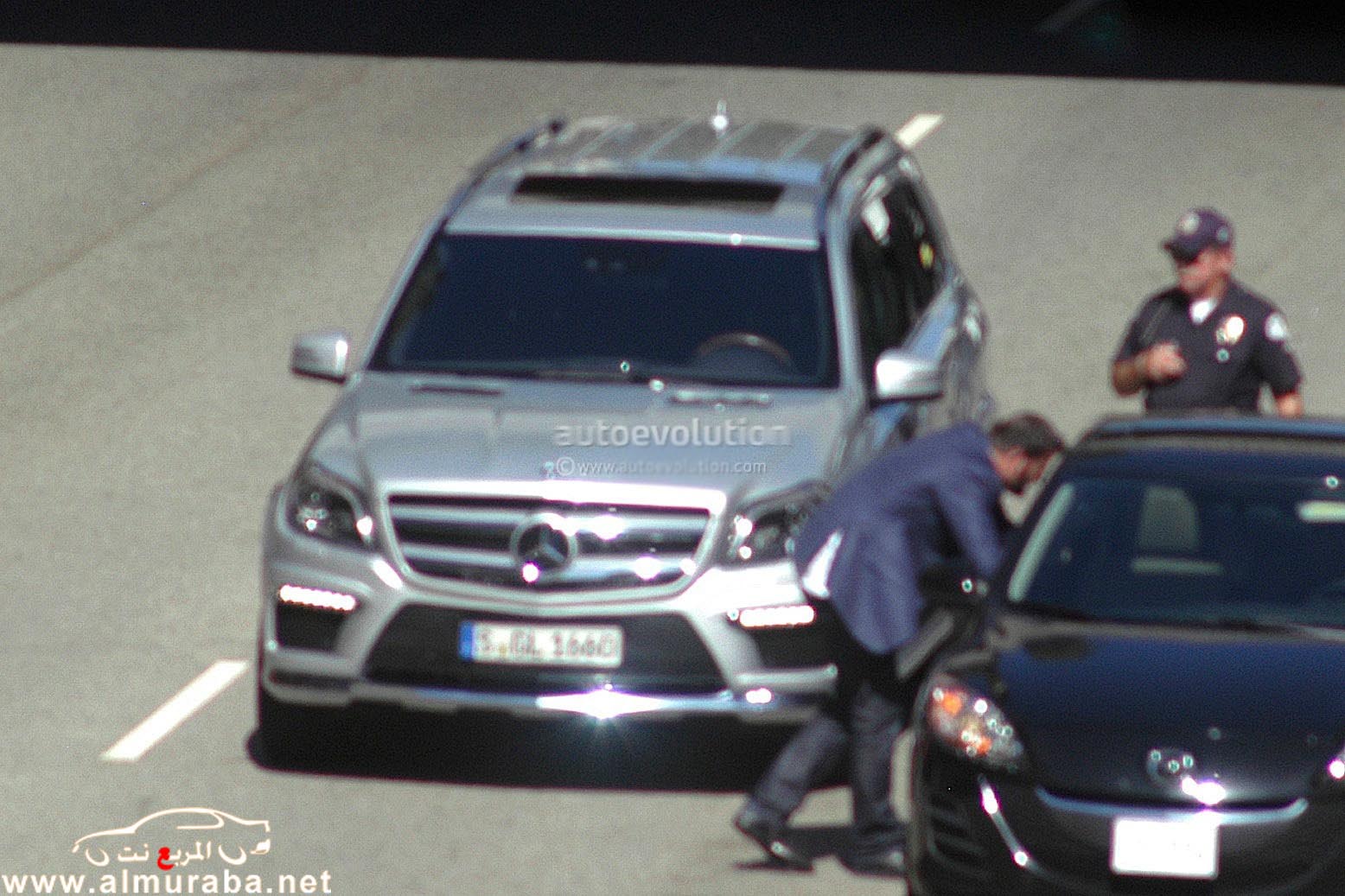 صور تجسسية لمرسيدس GL 2013 الجديدة أثناء التصوير وتوقع بانها ستكتسح اسواق الخليج !