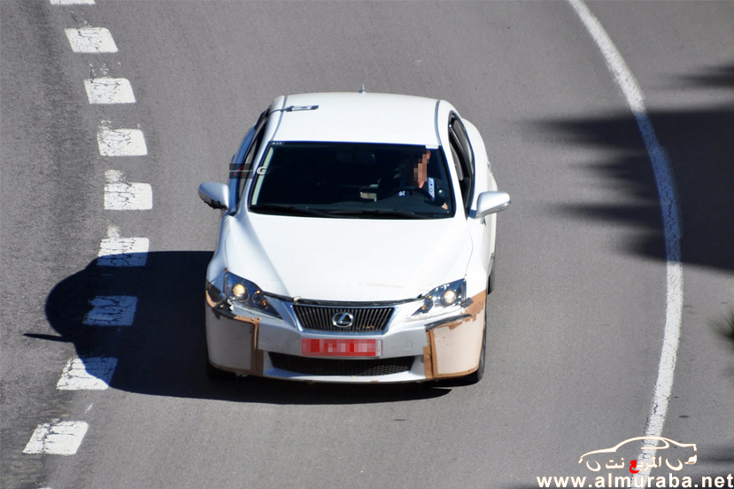 لكزس 2014 اي اس الملقب بـ “ارنوب” صور تجسسية اثناء تجربتها Lexus is 2014