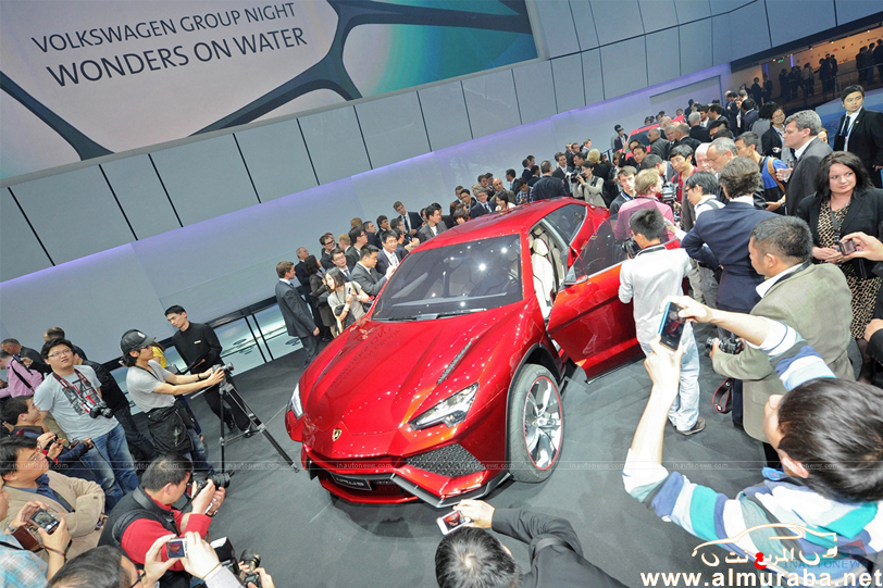 الكشف رسمياً الان عن جيب لمبرجيني في معرض بكين للسيارات صور من الحدث Lamborghini Urus