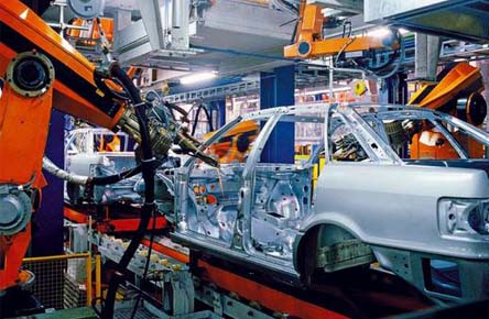 ماذا قدم العرب لصناعة السيارات؟ وهل وظيفة العرب هي شراء السيارات وركوبها فقط؟