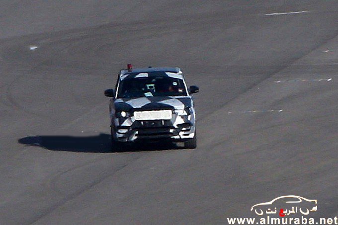 التقاط صور تجسسية لسيارة رنج روفر سبورت 2014 الجديدة كلياً Range Rover Sport 2014