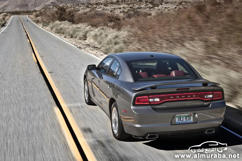 دودج تشارجر 2013 الرياضية بدفع رباعي ومحرك هيمي 8 فولت بالصور والاسعار Dodge Charger 2013