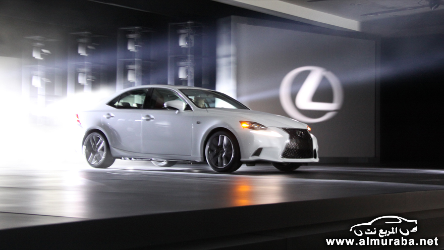 تدشين لكزس اي اس 2014 الجديدة كلياً رسمياً بالصور عالية الدقة Lexus IS 2014