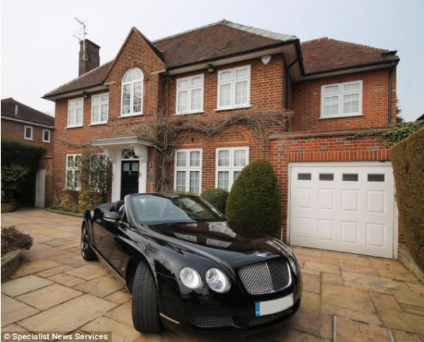 “بالصور” اشتر منزلاً “فاخراً” في شمال لندن واحصل على سيارة “بنتلي” مجاناً