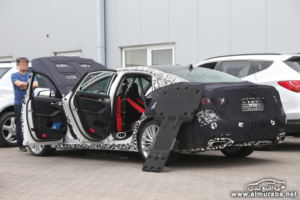 هيونداي جينيسيس 2014 السيارة الكورية الفاخرة تظهر بلمحات جديدة Hyundai Genesis