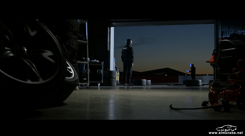 اعلان تشويقي من نيسان تعلن فيه عن نيتها في “كهربة مضمار لومان”!