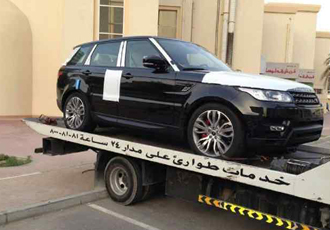 “بالصور” وصول اول دفعة من سيارات رنج روفر سبورت 2014 الجديد كلياً إلى الامارات