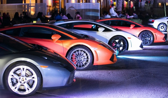 تغطية ملتقى “سيارات ومقاهي” المخصص للسيارات الفاخرة في جدة بالمملكة العربية السعودية