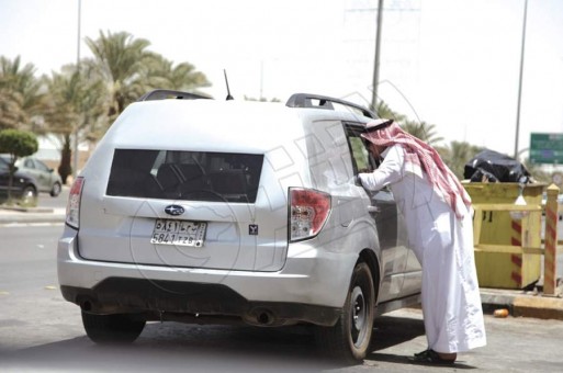 موظف في نظام “ساهر” يحصل على مخالفات بقيمة 18 الف ريال!