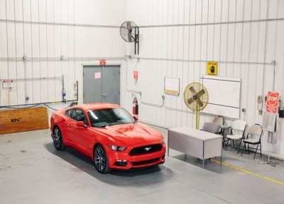 “بالصور” جديد سيارات 2015 فورد موستانج ما رأيك فيها ؟ 2015 Ford Mustang