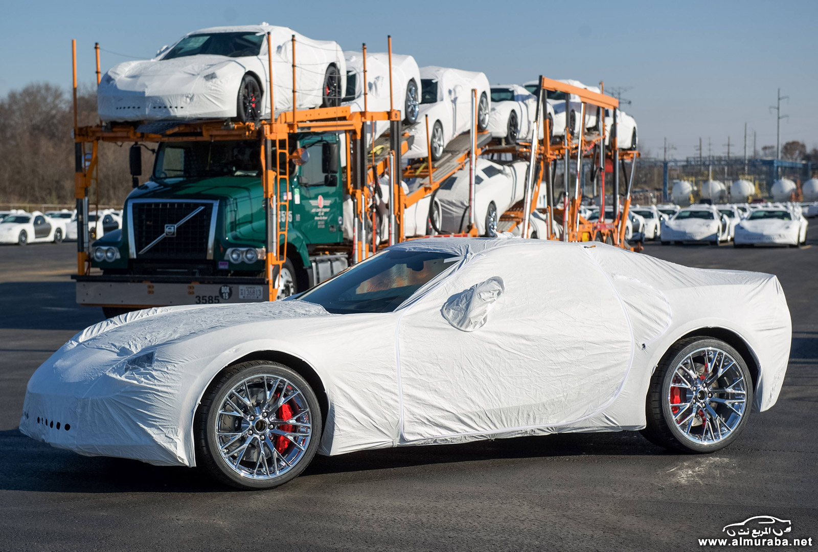 بدأ شحن نموذج سيارة شفرولية 2015-chevrolet-corvette-z06-being-shipped-out-to-dealers_100491864_h.jpg