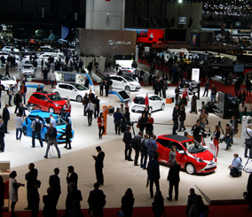 “بالصور” تغطية معرض جنيف للسيارات 2015 تقرير مصور بالكامل Geneva Motor Show