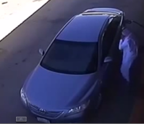 “فيديو” شاهد سائق سعودي ينشغل بهاتفه فيحرق محطة وقود