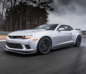 “فيديو” كامارو Z/28 تهزم مكلارين 12C في سباق على أحد الشوارع العامة