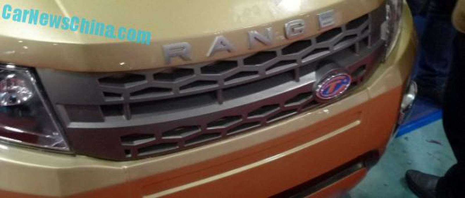 Range-Rover-China-Cl