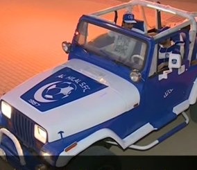 “فيديو” مشجع يعدل سيارته بالكامل حباً في نادي الهلال ويخصصها للسفر وحضور المباريات