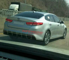 “بالصور” كيا اوبتيما 2016 تظهر للمرة الأولى بدون تموية وبشكل واضح في مدينة سيول Kia Optima
