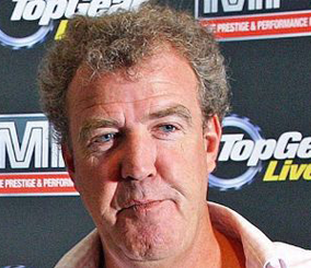بي بي سي توقف العمل مع جيريمي كلاركسون في برنامج توب جير BBC Top Gear