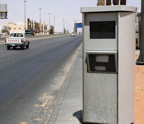 الشركات المشغلة لـ”نظام ساهر” تفصل موظفين لنشرهم مقاطع وصور حوادث مرورية