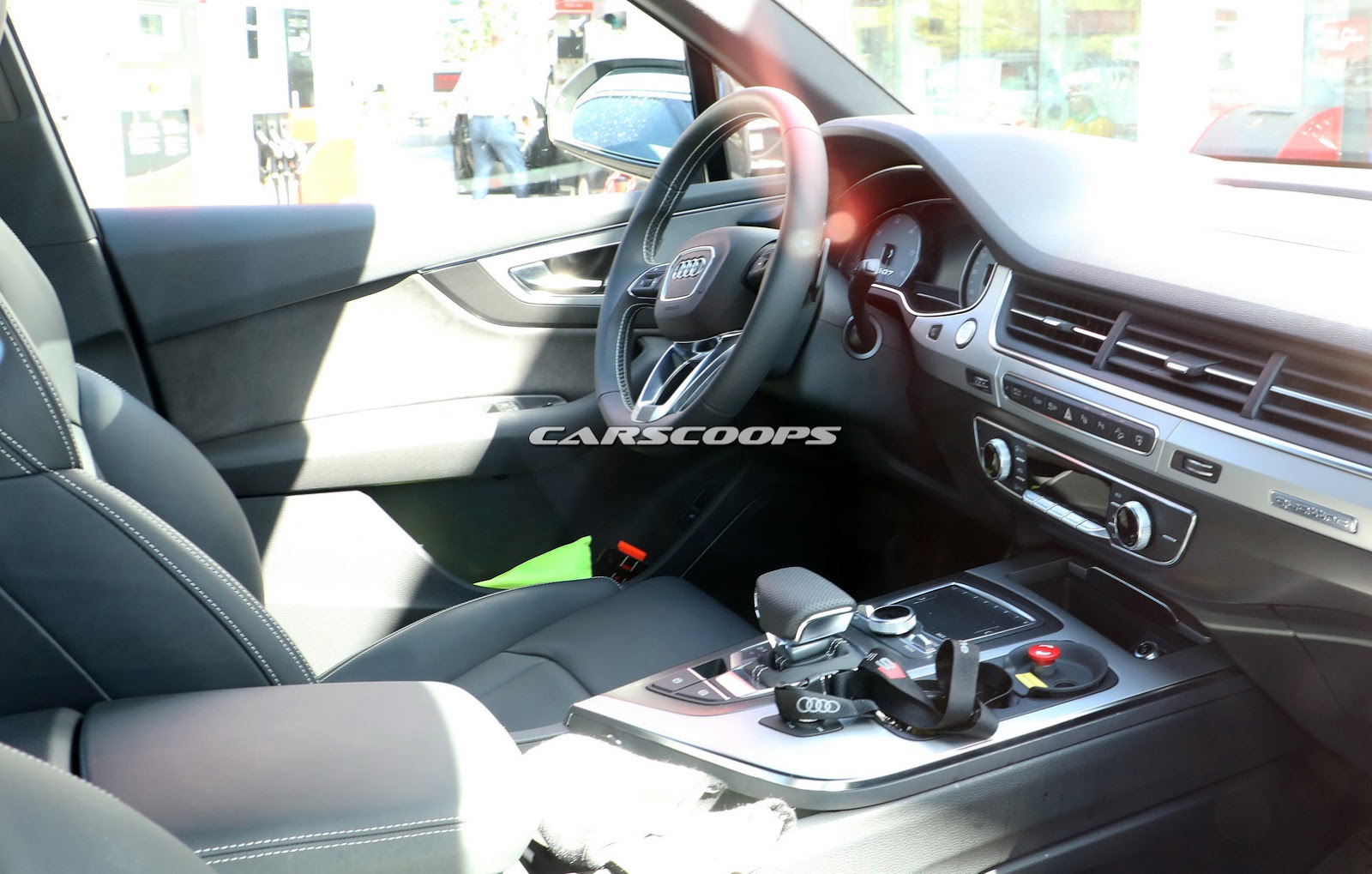 "بالصور" اودي كيو سفن 2016 تضيف النسخة الرياضية "صور ومعلومات ومواصفات" Audi SQ7 2017-Audi-SQ7-6