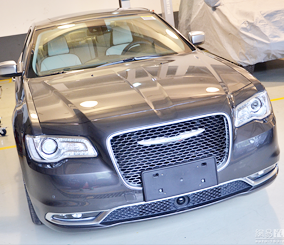 “نقاش وتقرير” كرايسلر 2015 بالتطويرات الجديدة والأسعار المتوقعة + فيديو وصور Chrysler 300C