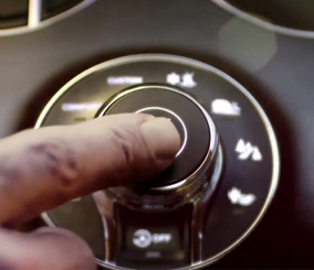 بنتلي تعرض تفاصيل داخلية سيارتها الجديدة “بينتايجا” والقادمة Bentley SUV Bentayga