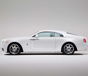 “بالصور” رولز رويس تكشف عن نسخة رايث المستوحاة من “خطوط الموضة” Rolls-Royce