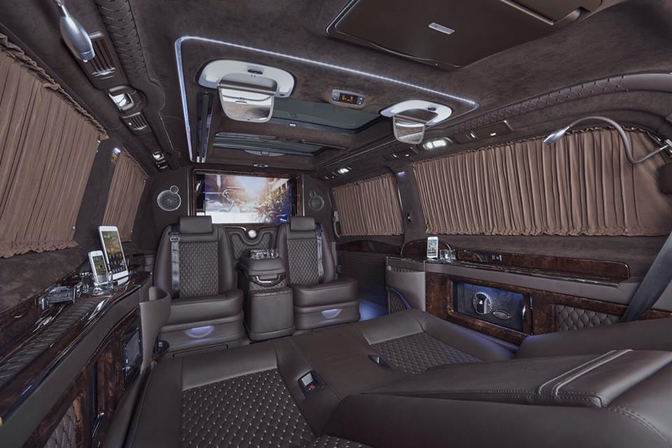 mercedes-benz-viano-custom-luxurious-interior-4