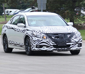 نيسان التيما 2016 الجديدة تحصل على “فيس ليفت” في أول ظهور خلال اختبارها Nissan Altima